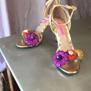 Betsey Johnson gold flower heels